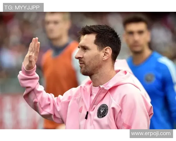 全球足坛巨星汇聚各大顶级球队展现非凡技艺与荣耀